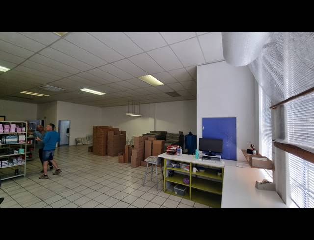 200M² WAREHOUSE TO LET IN OBSERVATORY